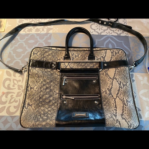 Faux Snakeskin soft briefcase - will carry a laptop - Picture 2 of 7